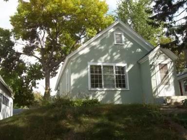 Main picture of 3259 Tyler St NE