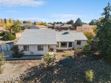 Main picture of 5143 N Desert Ln