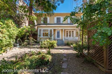 Main picture of 510 S Oak Knoll Ave