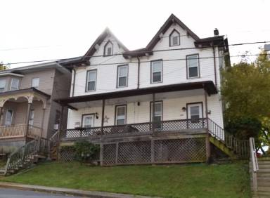 Main picture of 300-302 Howard St