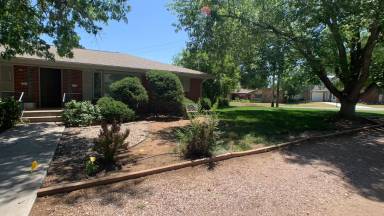 Main picture of 2307 Woodburn St
