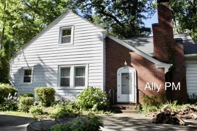 Main picture of 201 Cleveland Ave