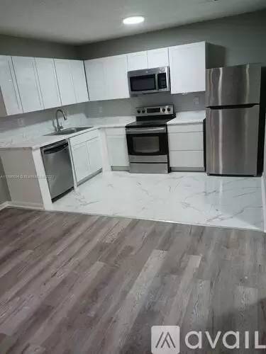 Main picture of 11544 NW 44th St