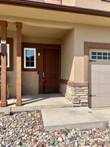 Main picture of 758 W 24th St