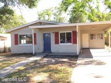 Main picture of 3611 E Frierson Ave