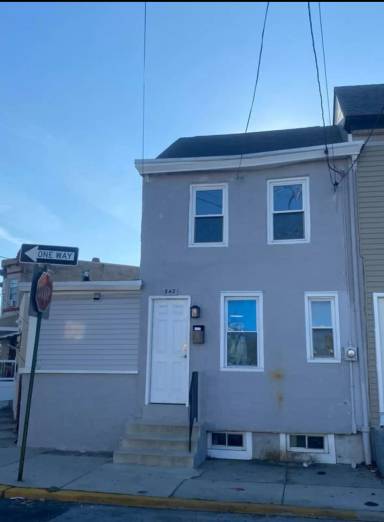 Main picture of 342 Morris St