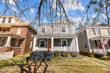 Main picture of 1220 National Ave