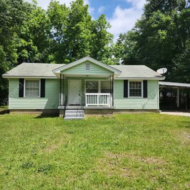 Main picture of 2769 Nancy Dr