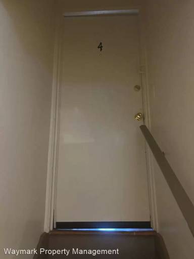 Main picture of 152 W Louther St