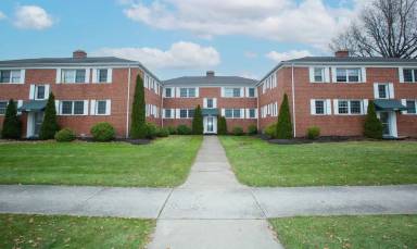 Main picture of 580 Starin Ave