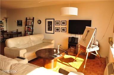 Main picture of 300 E 34th St Apartments