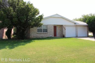 Main picture of 5916 NW Briarwood Ave