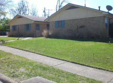 Main picture of 4042 Crest Dr