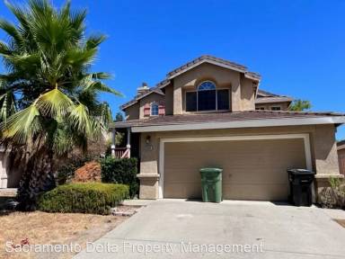 Main picture of 9565 Village Tree Dr