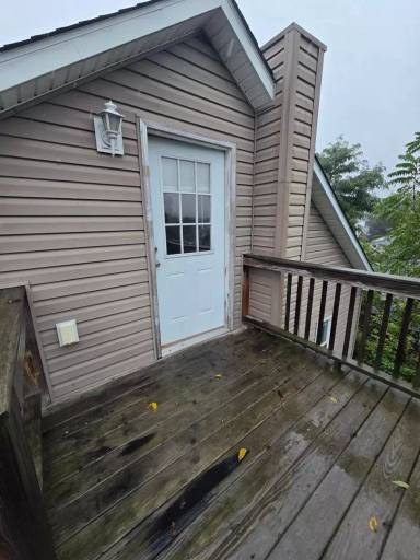 Main picture of 137 E Mechanic St