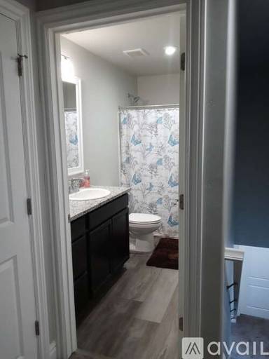 Main picture of 2527 N Wallace Way