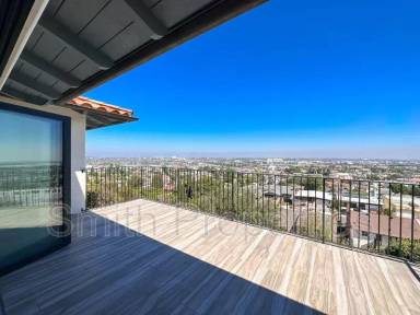 Main picture of 3855 Paseo de las Tortugas