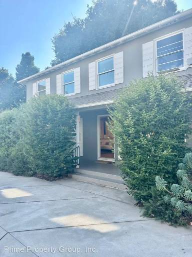 Main picture of 323 63rd St