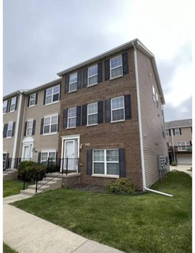 Main picture of 4536 NE McDougal Ln