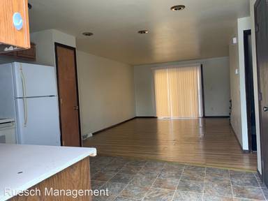 Main picture of 540-84 Spinnaker Ln