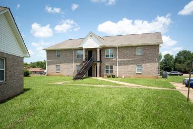 Main picture of 501 Martin Luther King Dr