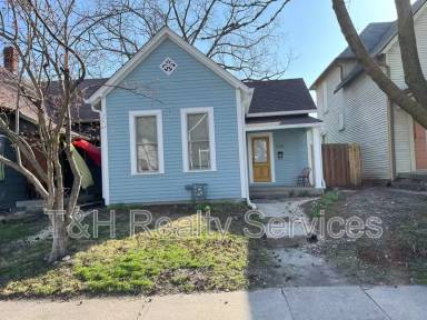 Main picture of 545 N Highland Ave