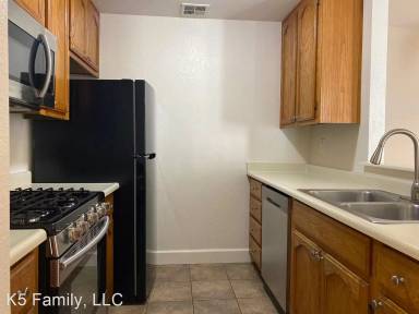 Main picture of Walnut Glen Condos