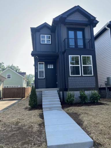 Main picture of 1818 11th Ave N