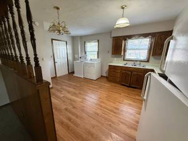 Main picture of 602 2nd Ave S