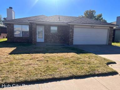 Main picture of 2513 108th Dr