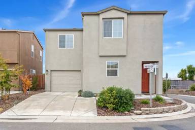 Main picture of 6843 Mangosteen Ln