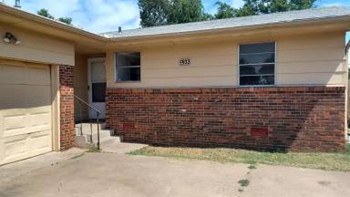 Main picture of 933 W Rulane Dr