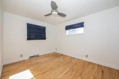 Main picture of 3125 24th St