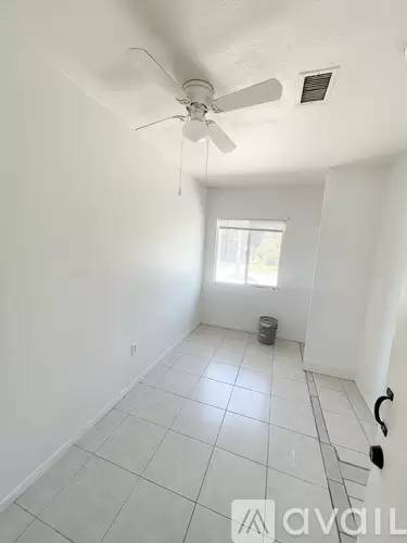 Main picture of 409 W 17th St