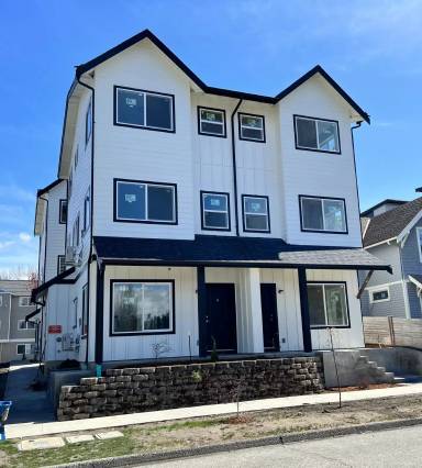 Main picture of 611 S Anderson St