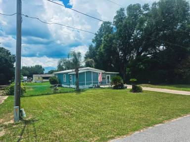 Main picture of 10084 SE 126th Pl