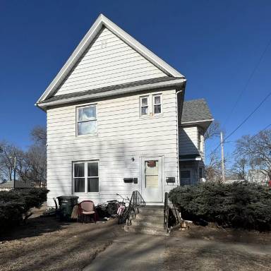 Main picture of 227 Independence Ave