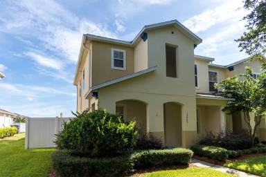 Main picture of 13855 Phoenix Dr