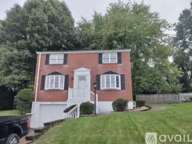 Main picture of 1004 Elizabeth St