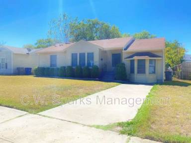 Main picture of 2322 Fenwick Dr