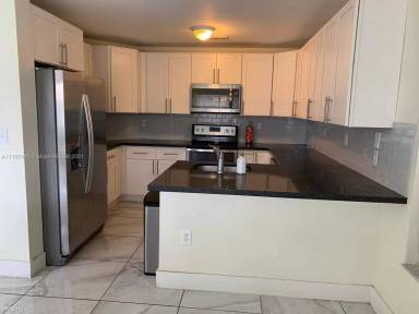 Main picture of 14165 SW 149th Ave