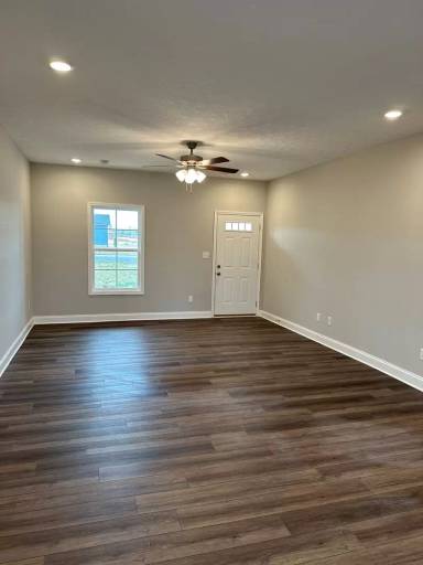 Main picture of 705 Victoria Way