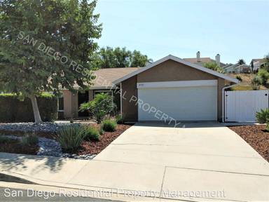 Main picture of 2721 La Golondrina St