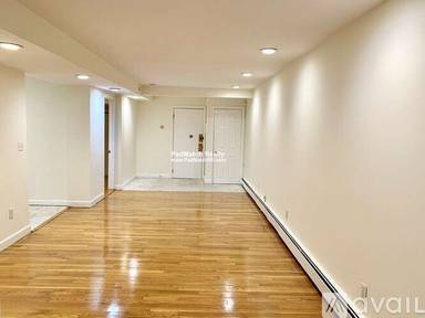Main picture of 13 Garrison St