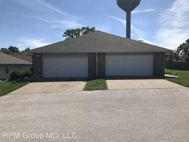 Main picture of 5551 N Brown Ln