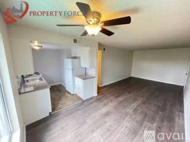 Main picture of 946 Tamarack Ln
