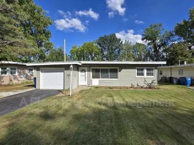 Main picture of 3912 Engler Ave