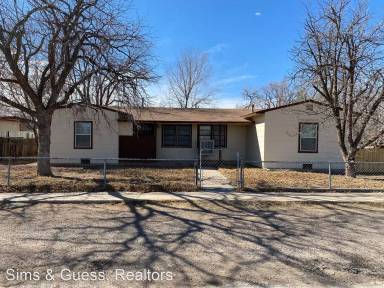 Main picture of 3221 Walnut Ave
