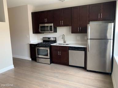 Main picture of 4050 N Milwaukee Ave Apartments
