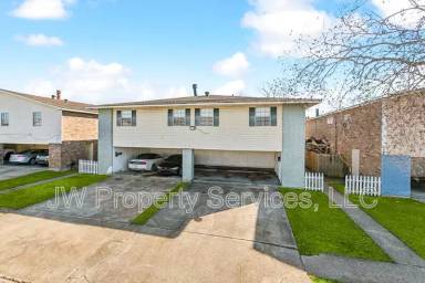 Main picture of 913 W Monterey Ct